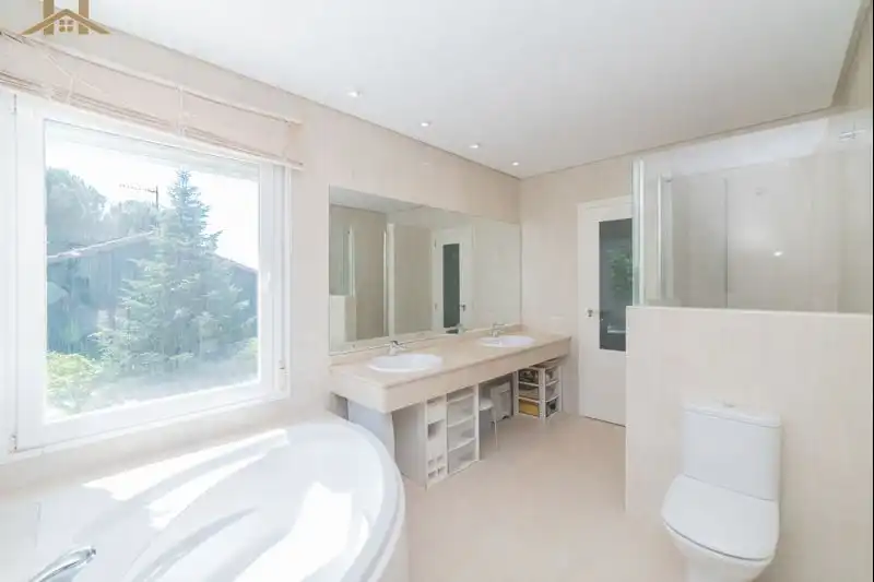 Casa o xalet en venda a Calle Mirarroyo, El Monte, Los Peñascales