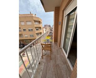 Terrassa de Apartament de lloguer en Torrevieja amb Balcó