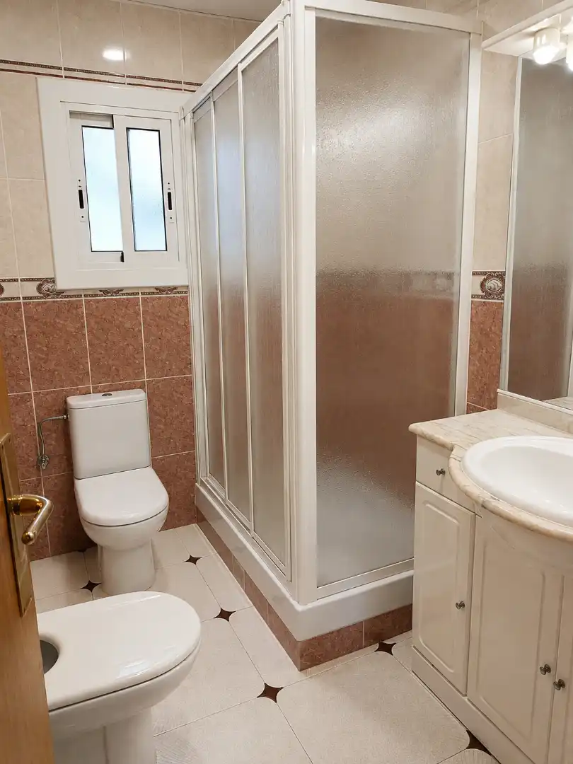 Bathroom of Flat for sale in Badalona  with Air Conditioner and Balcony