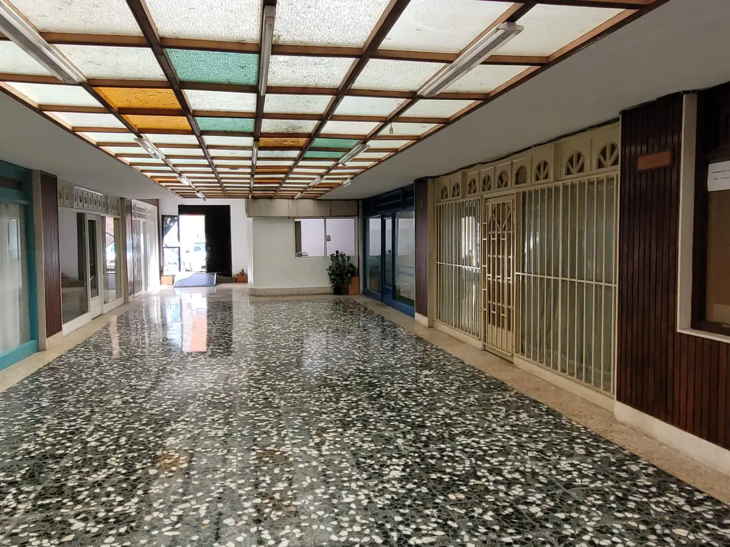 Local comercial en venda a Plaza Mayor de la Hispanidad, imagen 2