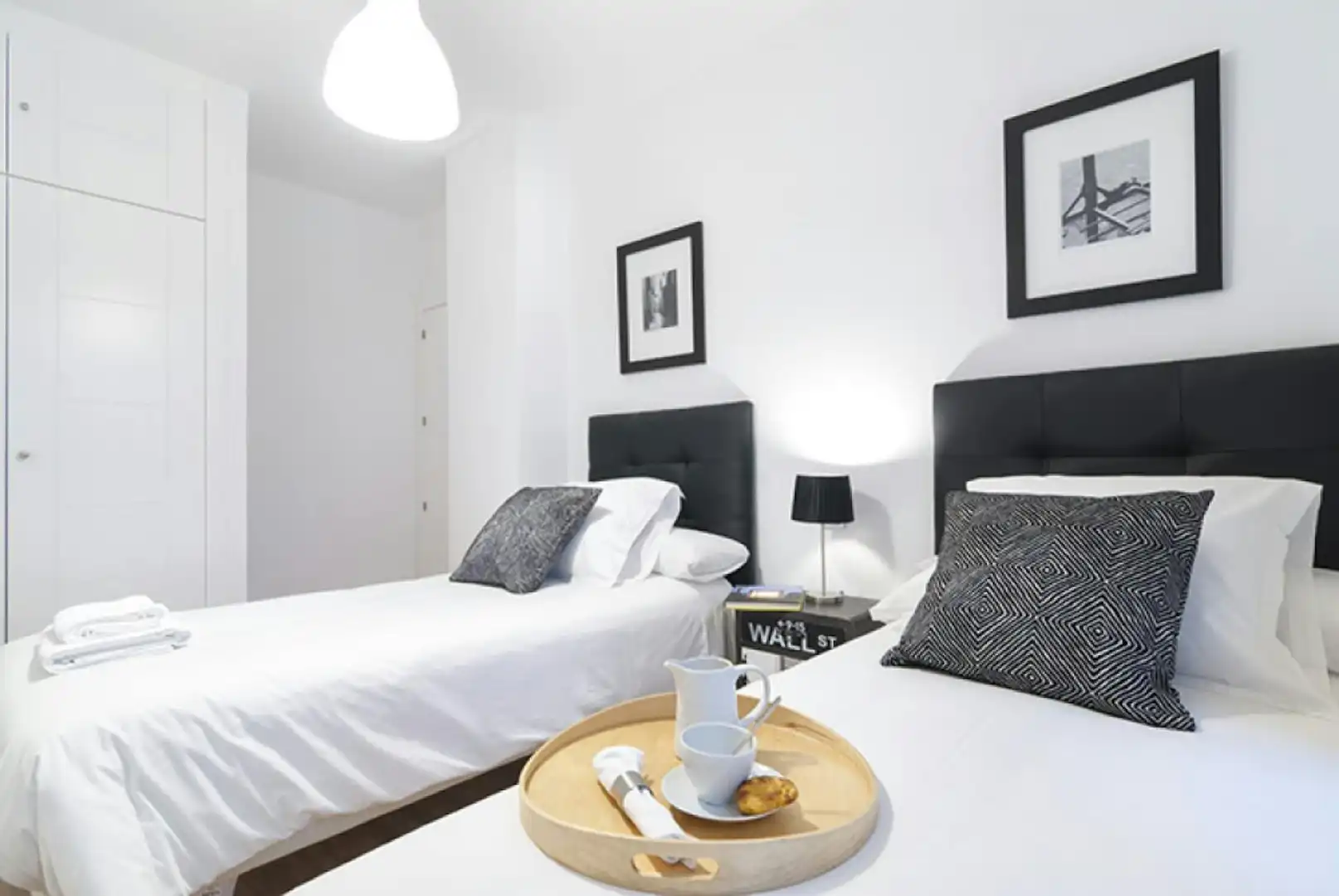 Bedroom of Flat for rent in Madrid  with Air Conditioner, Heating and Furnished