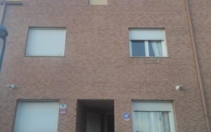 Vista exterior de Casa adosada en venda en Burgos Capital amb Terrassa