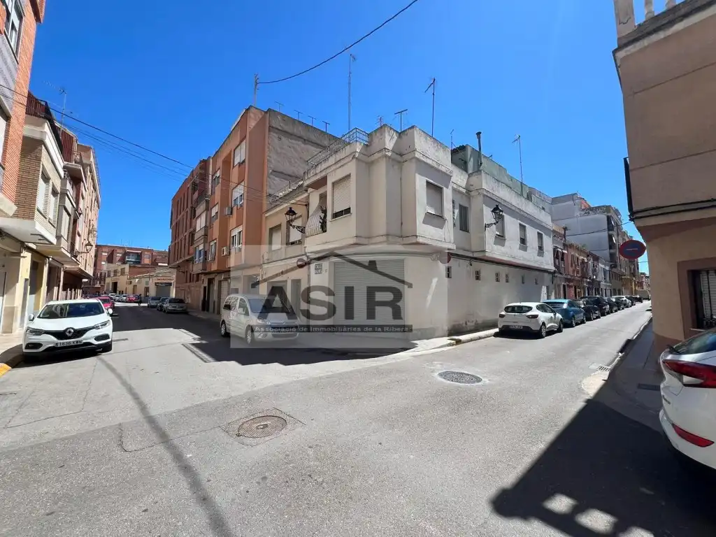 Vista exterior de Garaje en venta en Alzira