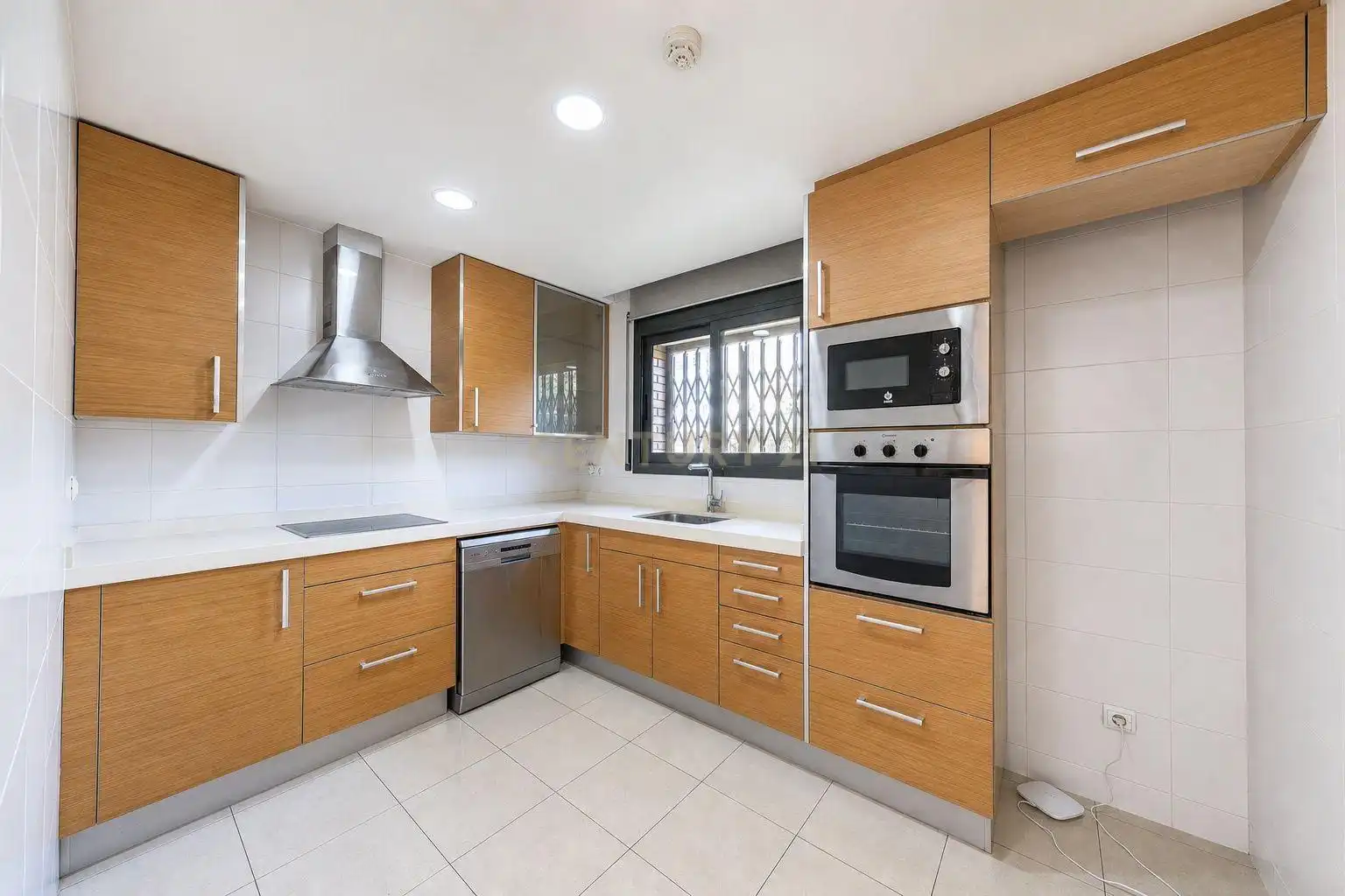 Adosado en venta en Avenida de Argentina, Cerdanyola del Vallès, Spain, imagen 5