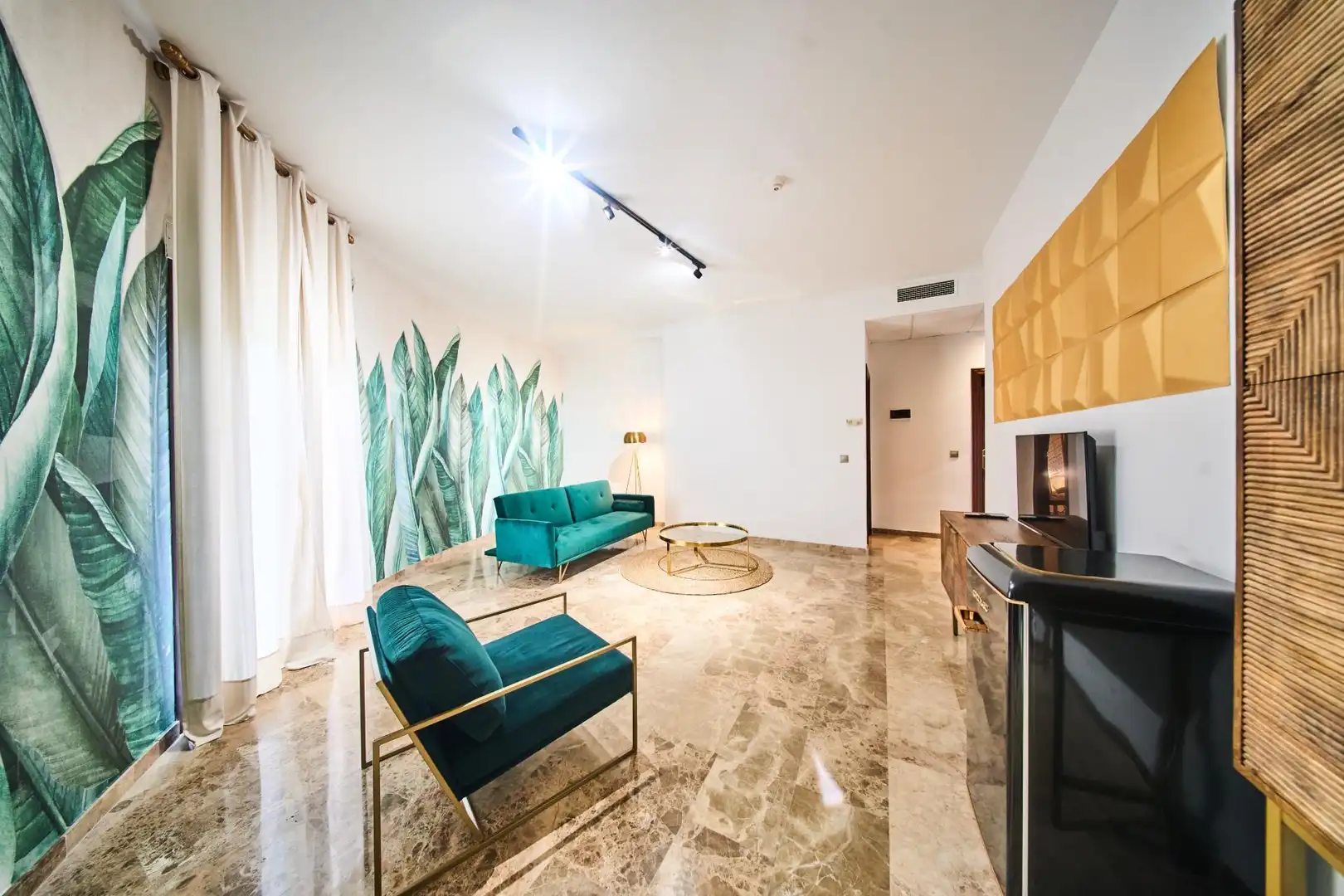 Living room of Buildings for sale in Quesada