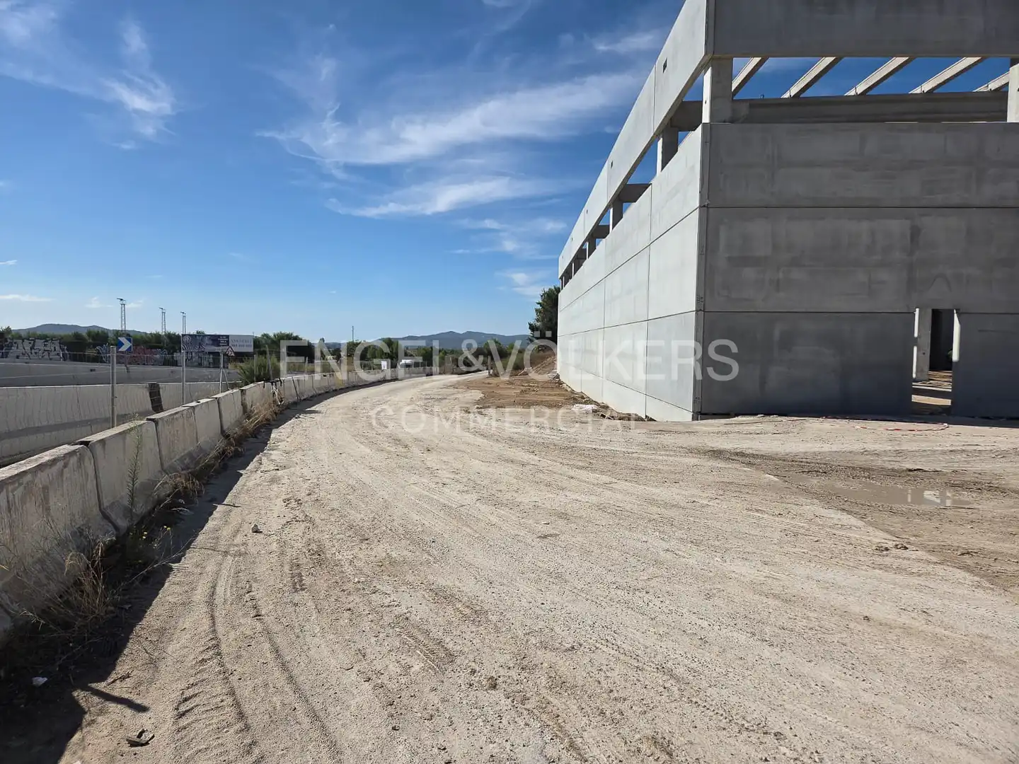 Industrial building to rent in La Granada, imagen 5