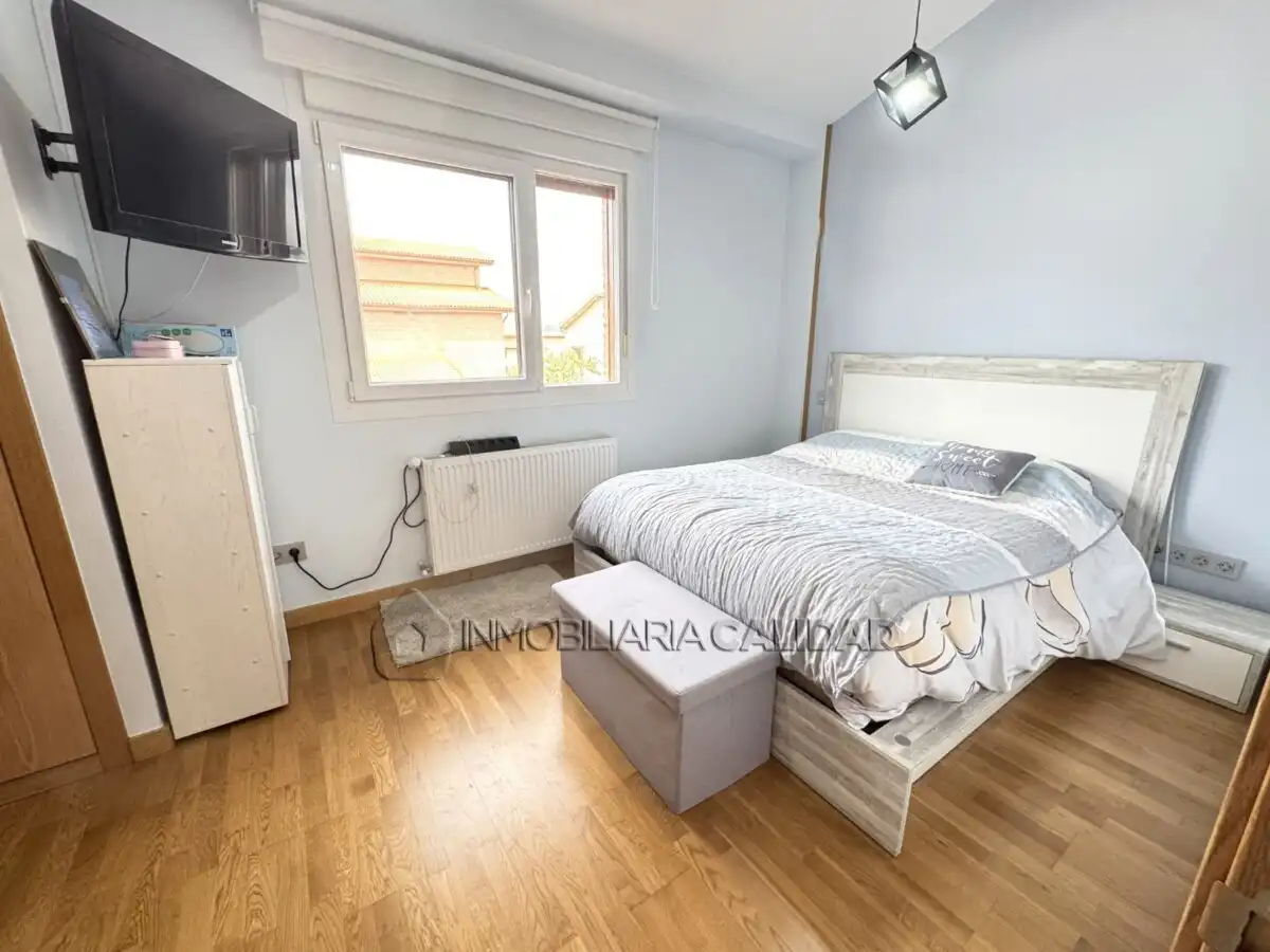Habitación de Casa o chalet en venta en Cogollos con Calefacción y Trastero