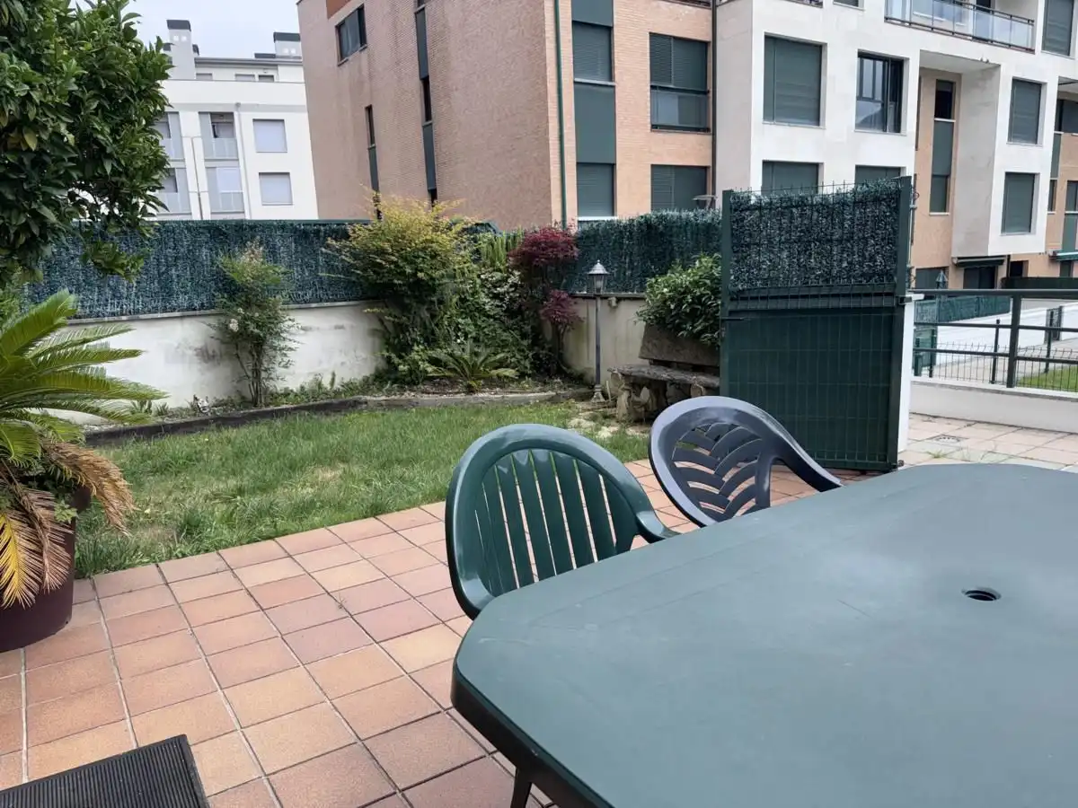 Terraza de Apartamento en venta en Llanes con Calefacción, Terraza y Trastero