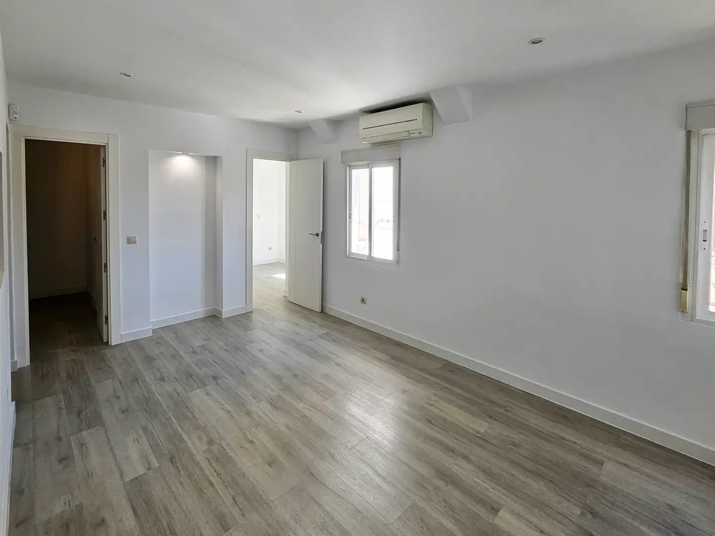 Habitación de Apartamento en venta en Madrid con Aire acondicionado, Horno y Microondas