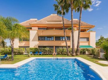 Appartamento con ascensore in vendita a Nueva Andalucía