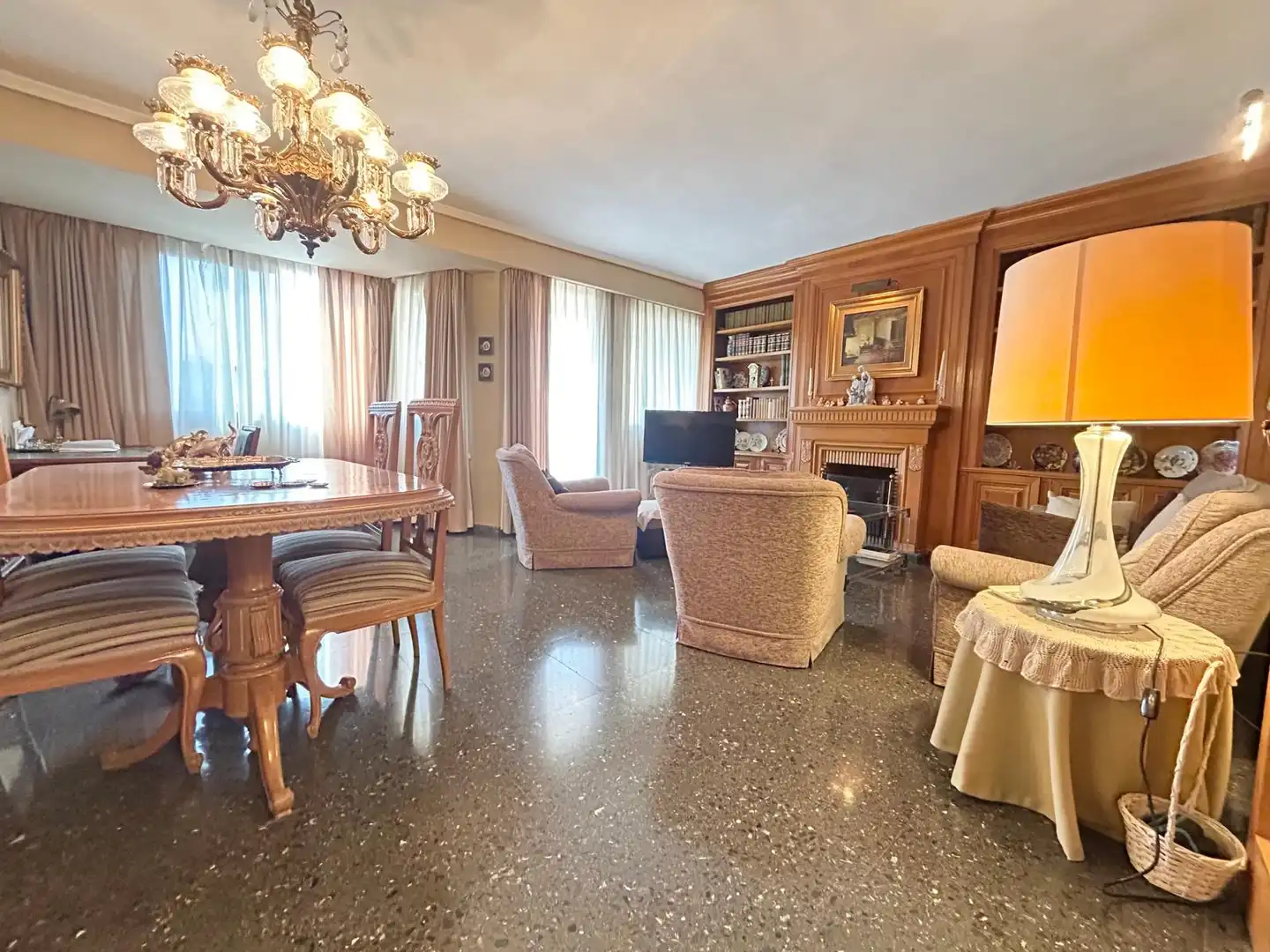 Flat with terrace for sale in Carrer del Mestre Racional 27, imagen 4