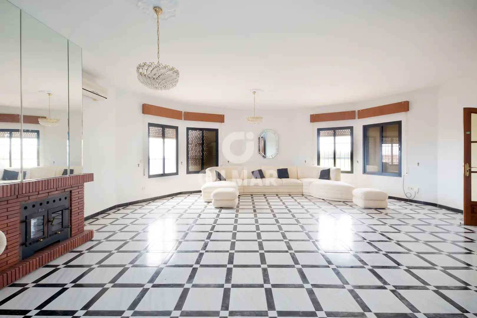 Sala de estar de Casa o chalet en venta en Benalmádena con Jardín privado y Piscina