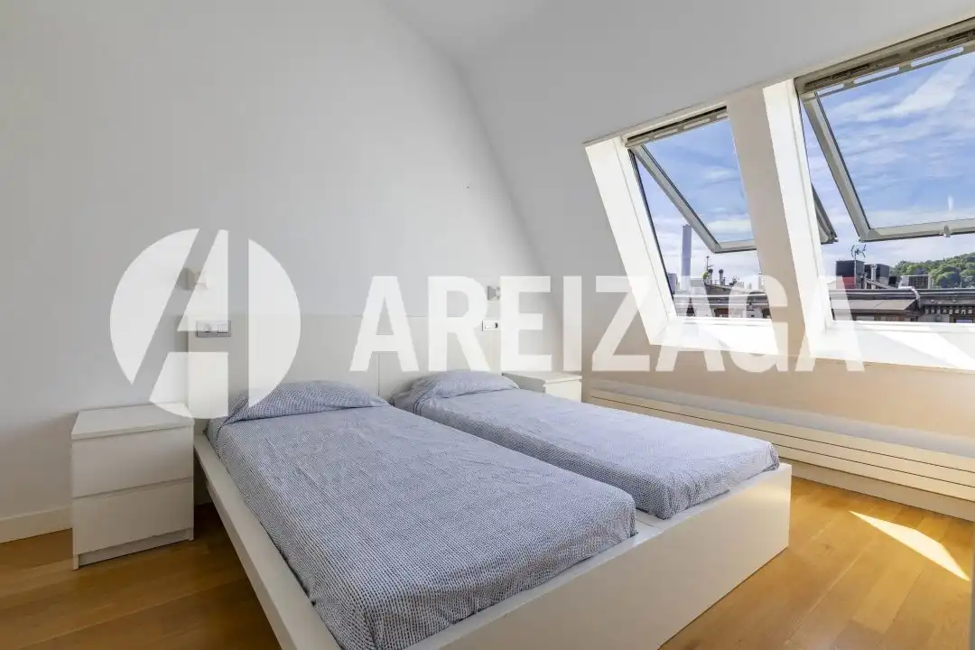 Habitación de Ático en venta en Donostia - San Sebastián  con Aire acondicionado y Calefacción