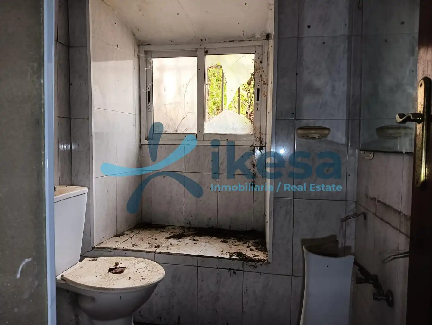Bathroom of Detached homes for sale in Martos