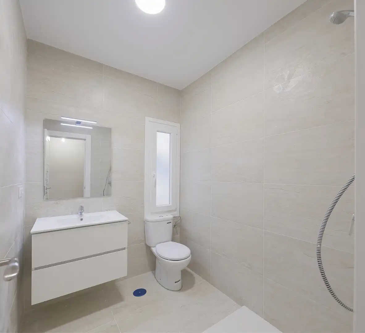 Bathroom of Flat for sale in Gijón   with Heating