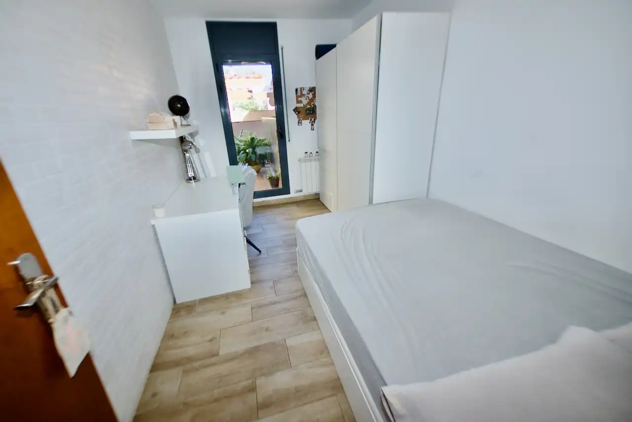 Habitación de Planta baja en venta en Terrassa con Aire acondicionado, Calefacción y Parquet