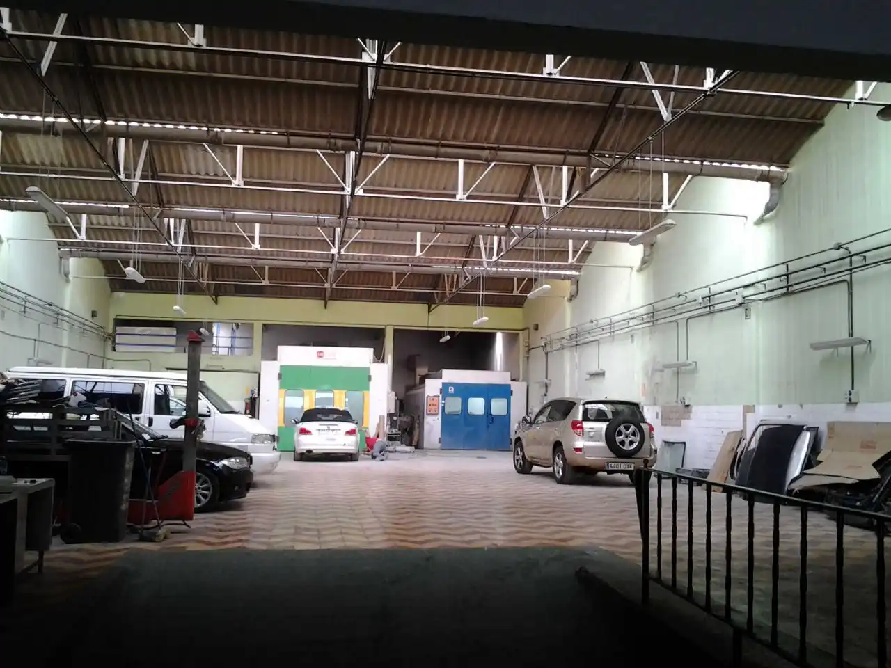 Industrial building for sale in Ciudad Alta, imagen 2