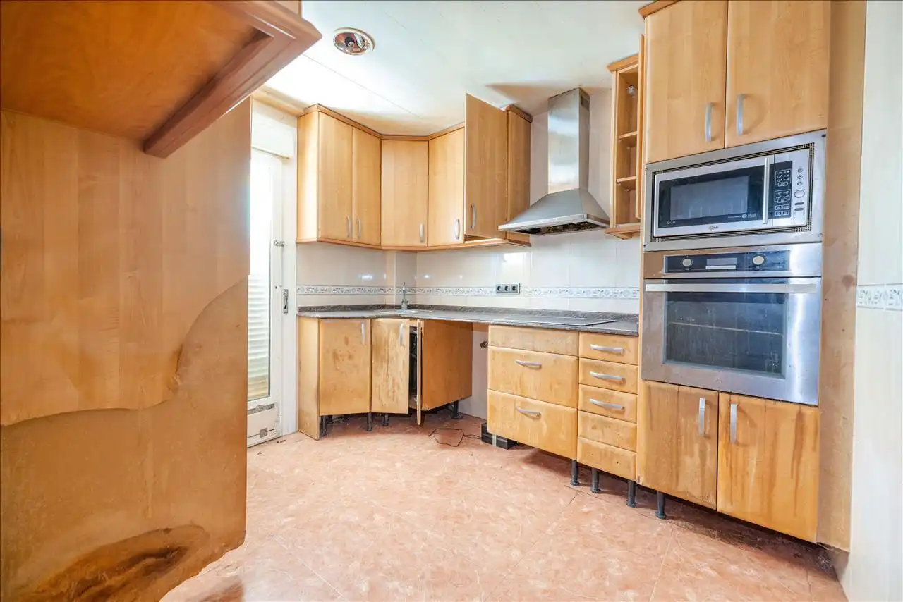Küche von Haus oder Chalet zum Verkauf in Cunit mit Terrasse und Schwimmbad