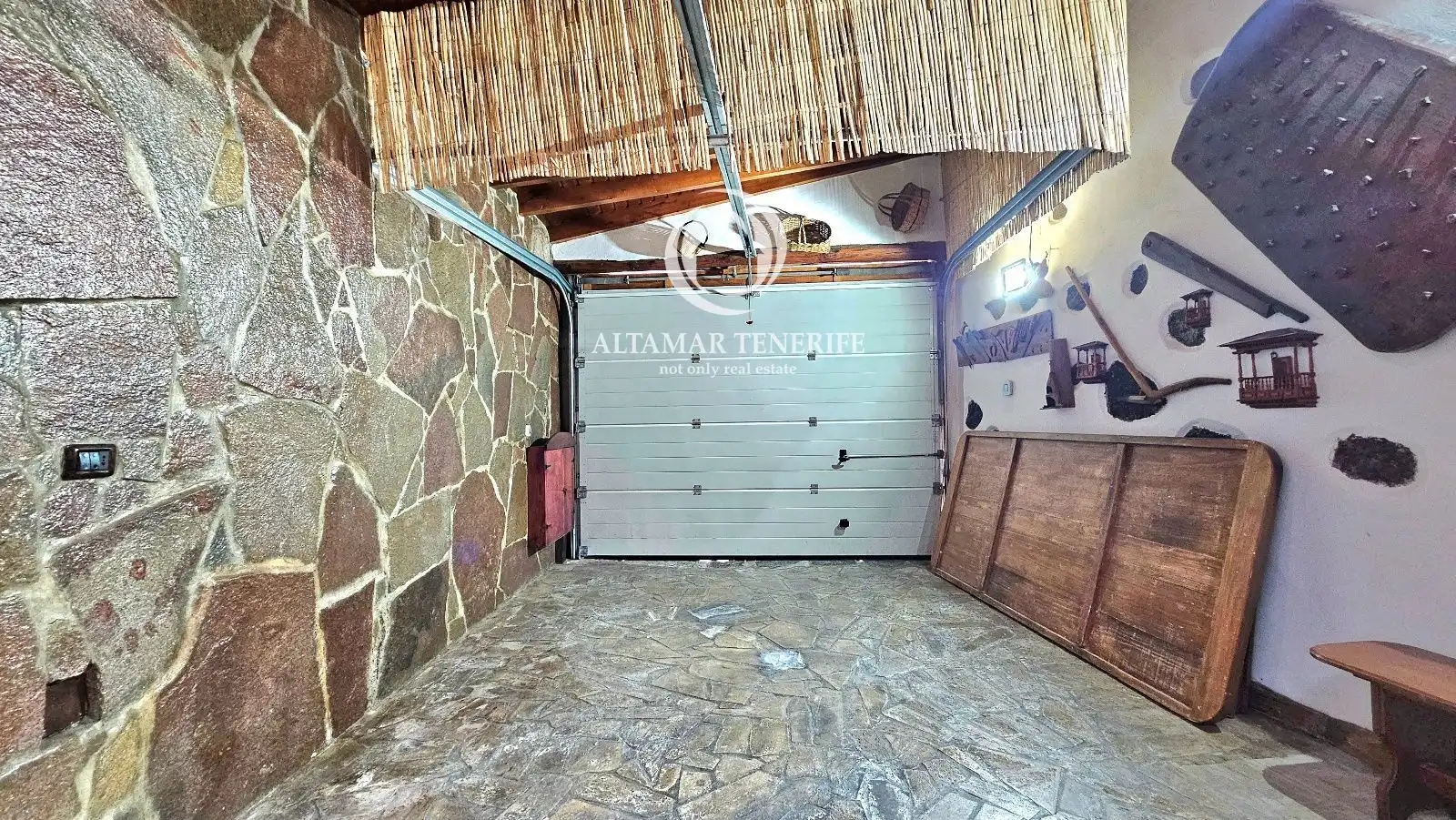 Casa adosada en venta en Santiago del Teide con Terraza, Trastero y Amueblado