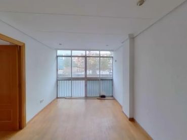 Flat with lift for sale in Carrer Bonestar