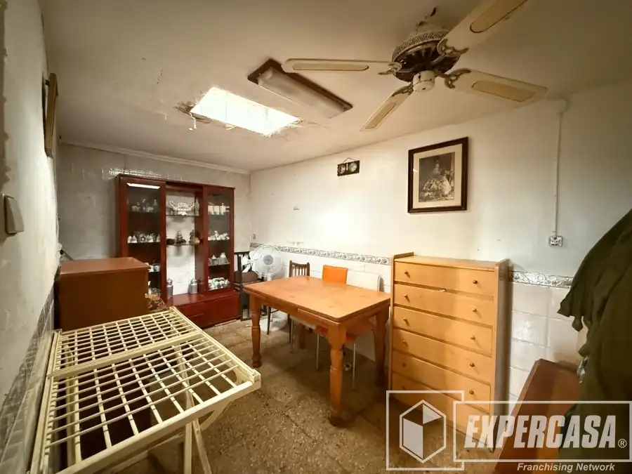 Cuina de Casa o xalet en venda en Llíria amb Terrassa