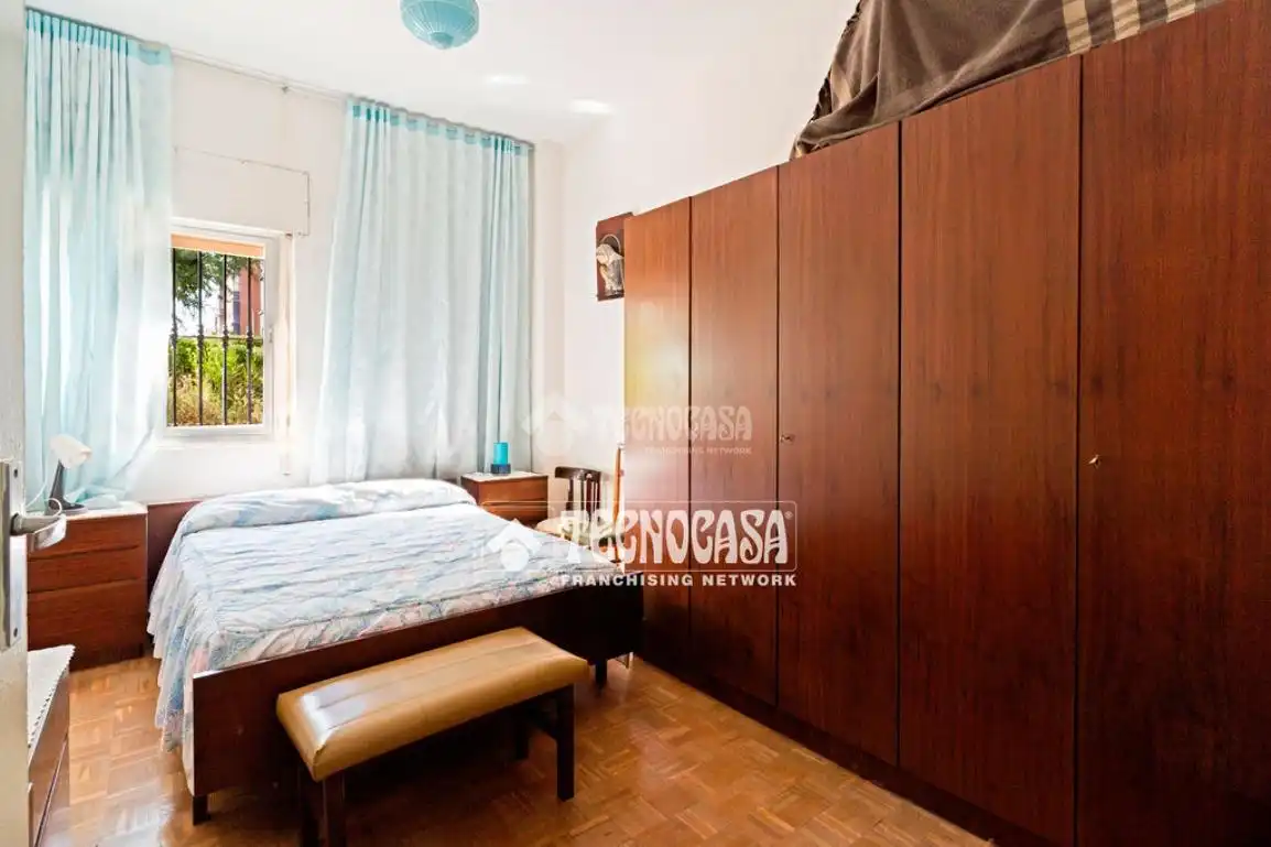 Habitación de Piso en venta en Madrid con Calefacción y Amueblado