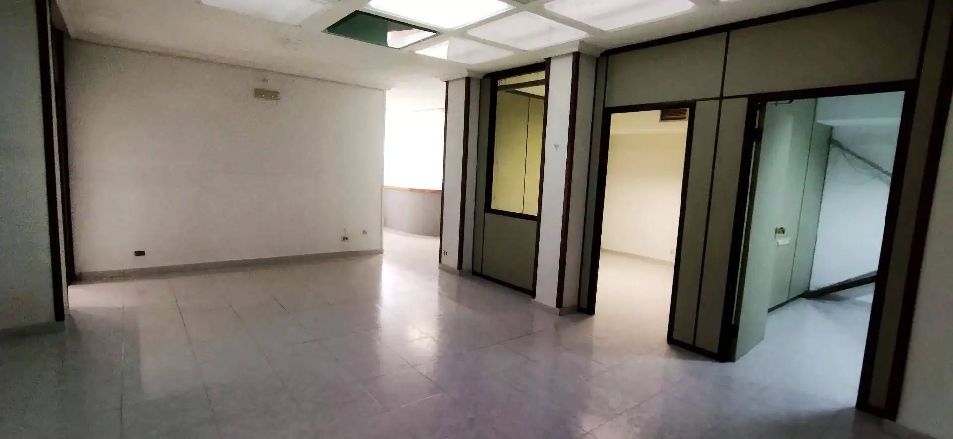 Office space with lift for sale in Avenida Granada 13, imagen 16