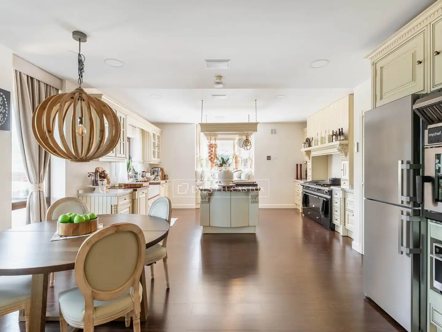 Cocina de Casa o chalet en venta en Las Rozas de Madrid con Aire acondicionado, Calefacción y Jardín privado
