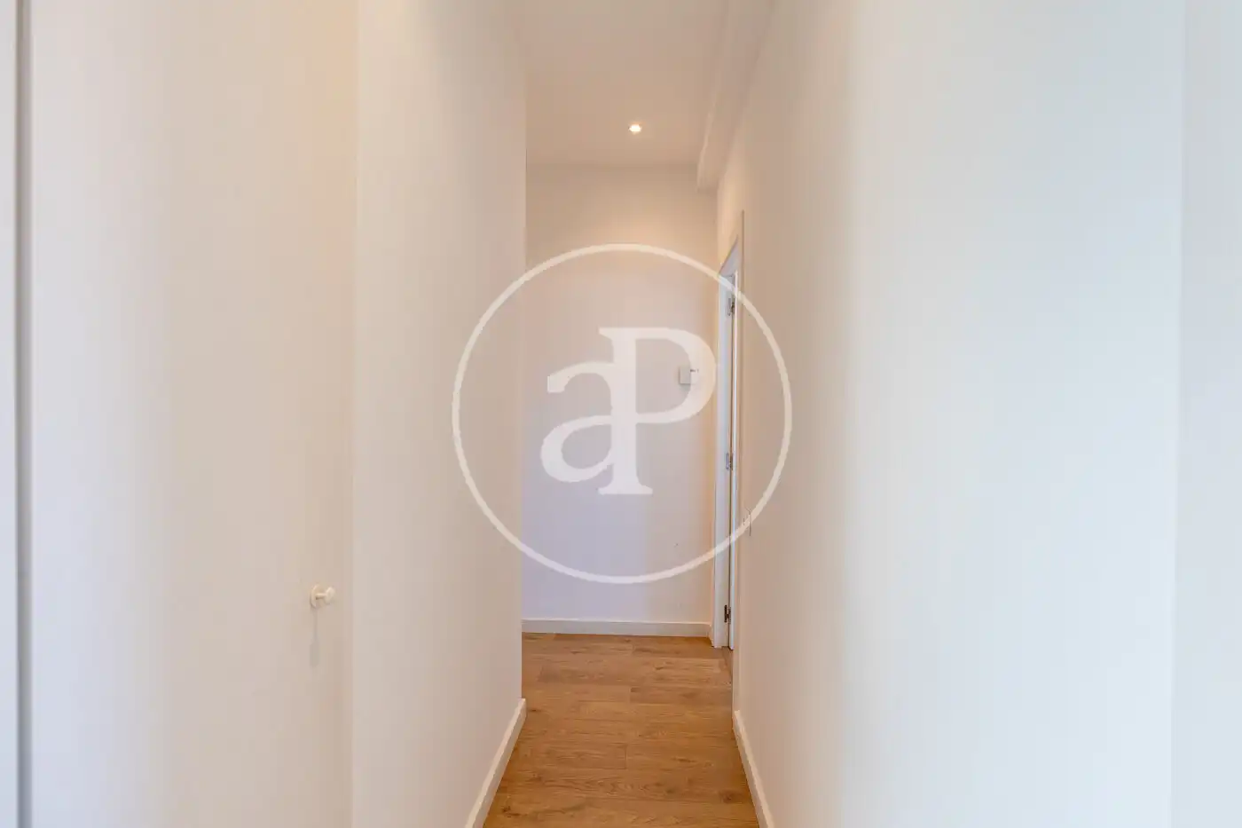 Attic for sale in Barcelona  with Air Conditioner, Heating and Terrace