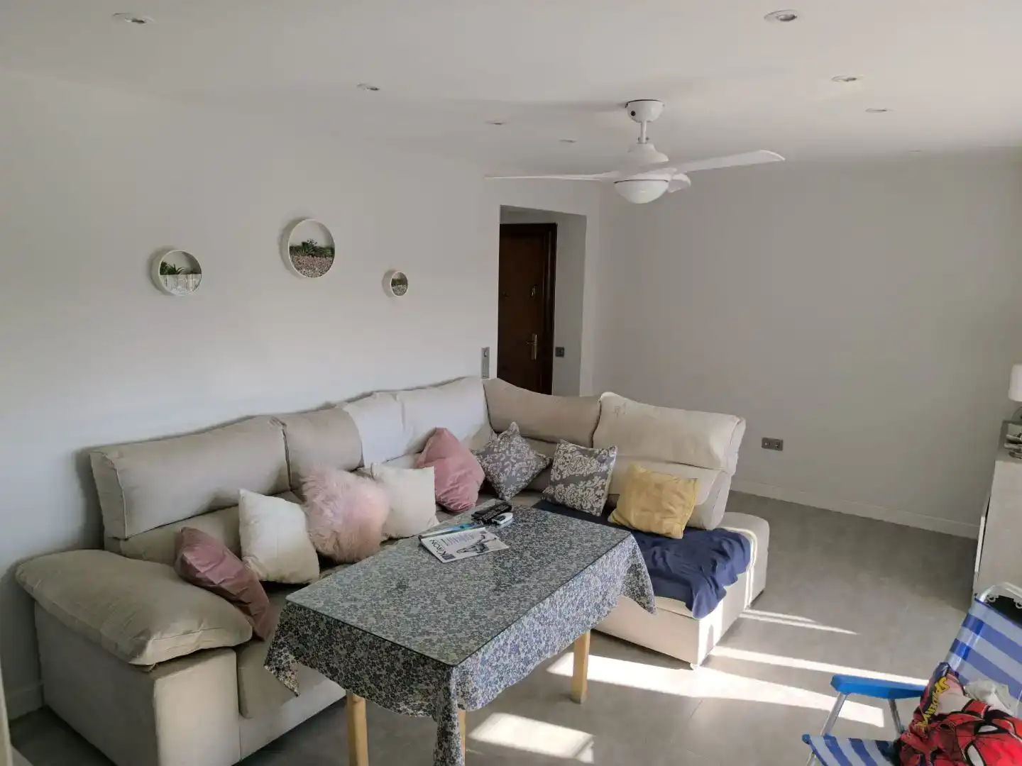Sala d'estar de Pis en venda en  Sevilla Capital amb Aire condicionat