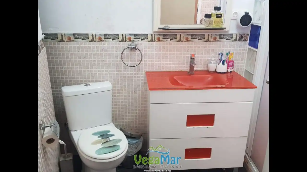 Bany de Casa o xalet en venda en Otívar