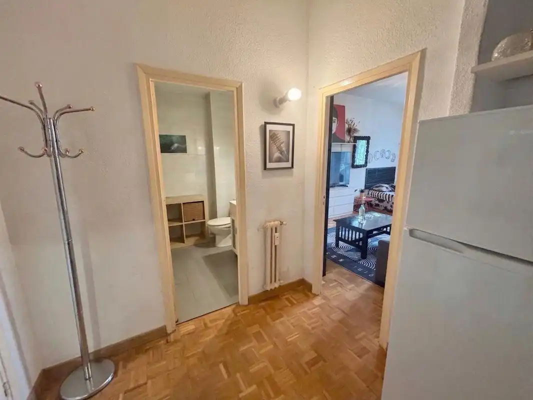 Habitación de Estudio en venta en Madrid con Calefacción, Terraza y Balcón