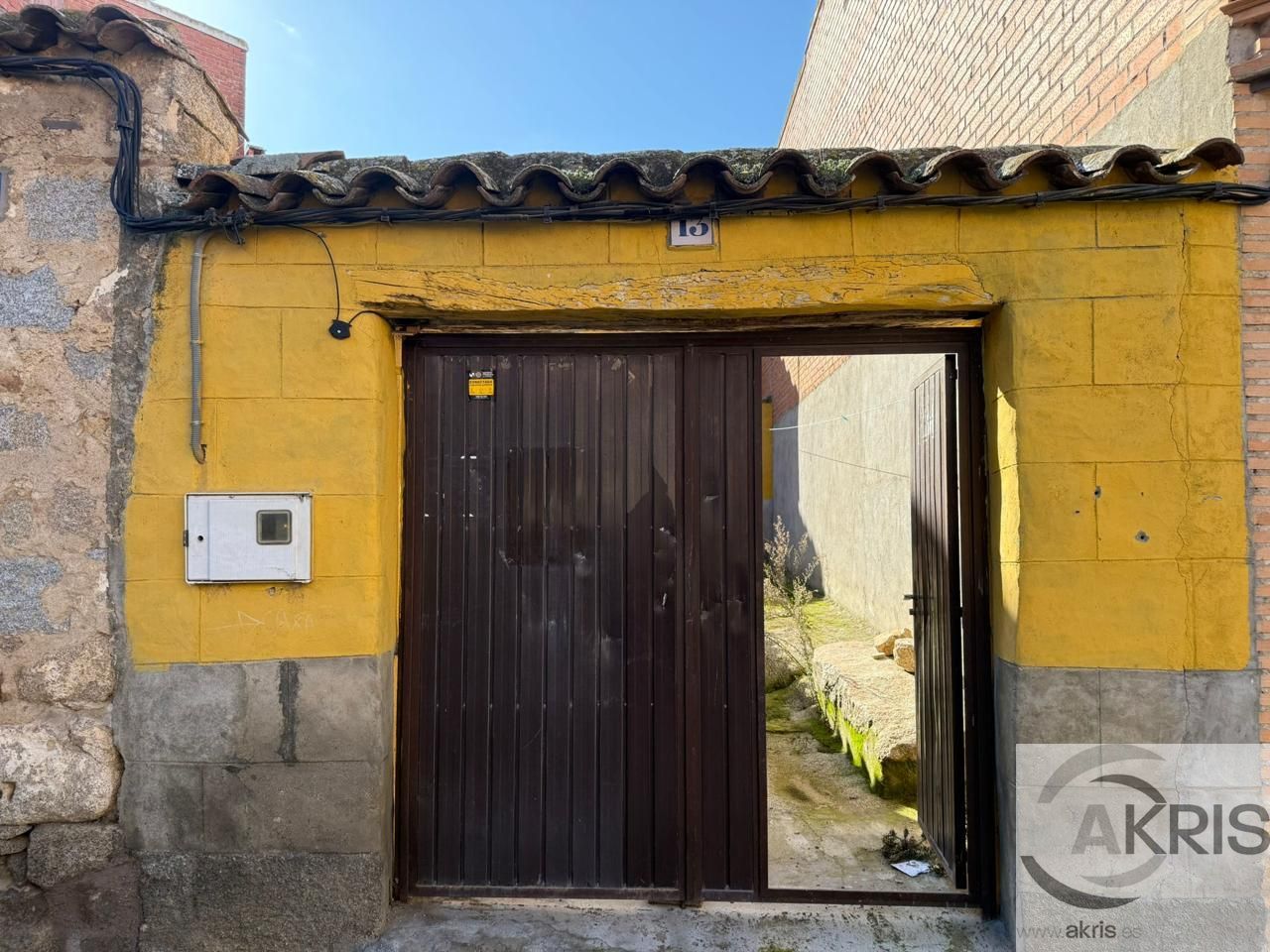 Exterior view of House or chalet for sale in Menasalbas