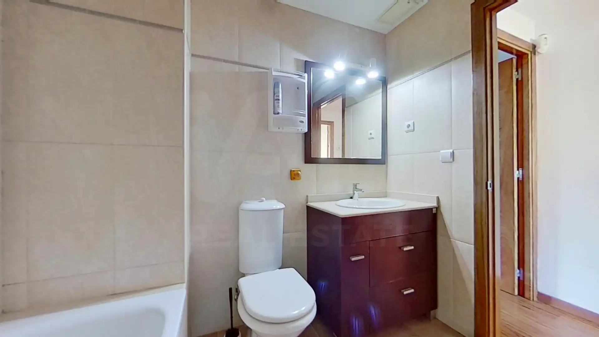 Baño de Piso en venta en El Vendrell con Calefacción