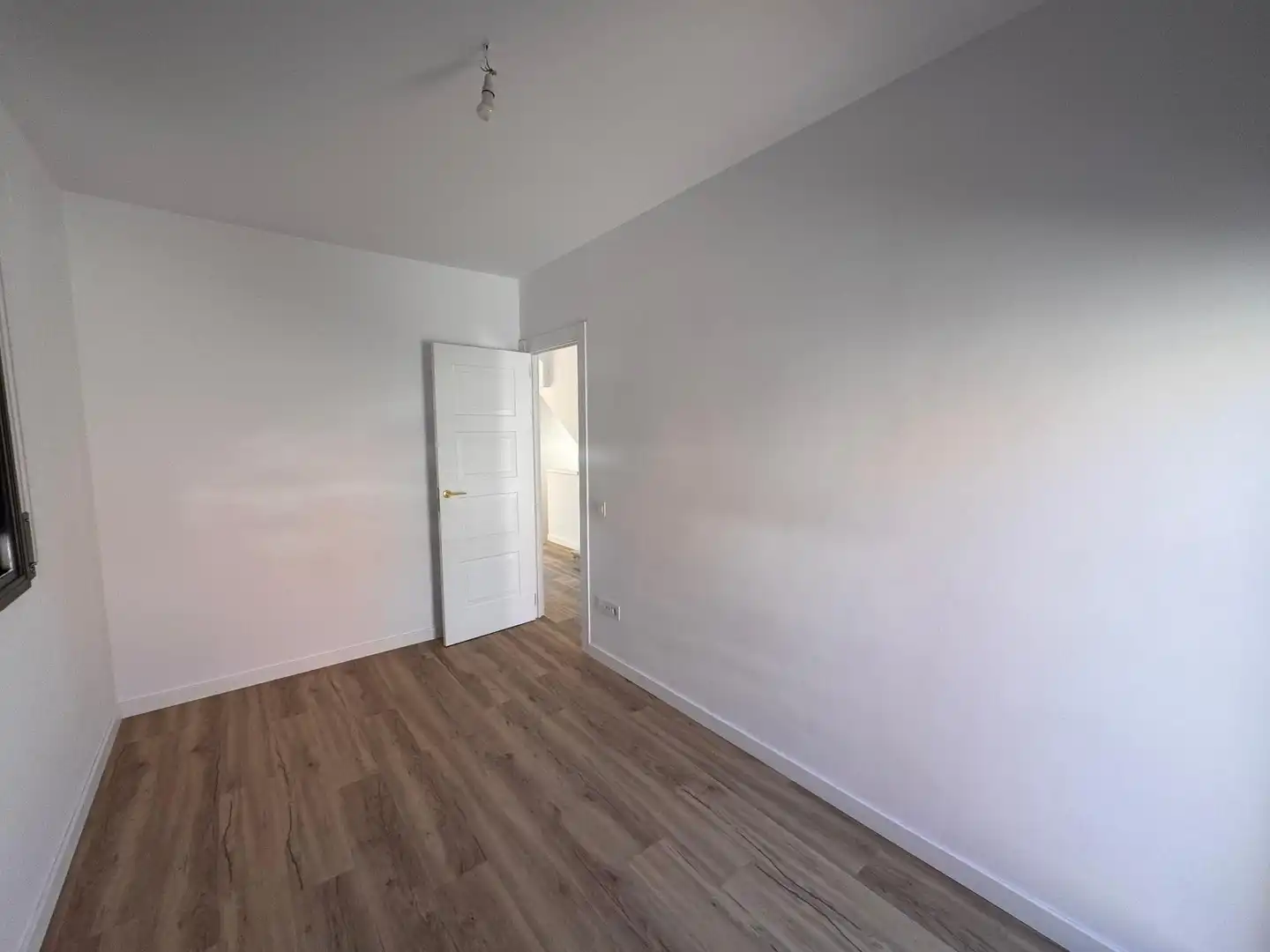 Habitación de Casa adosada en venta en Cubelles con Aire acondicionado, Terraza y Piscina comunitaria