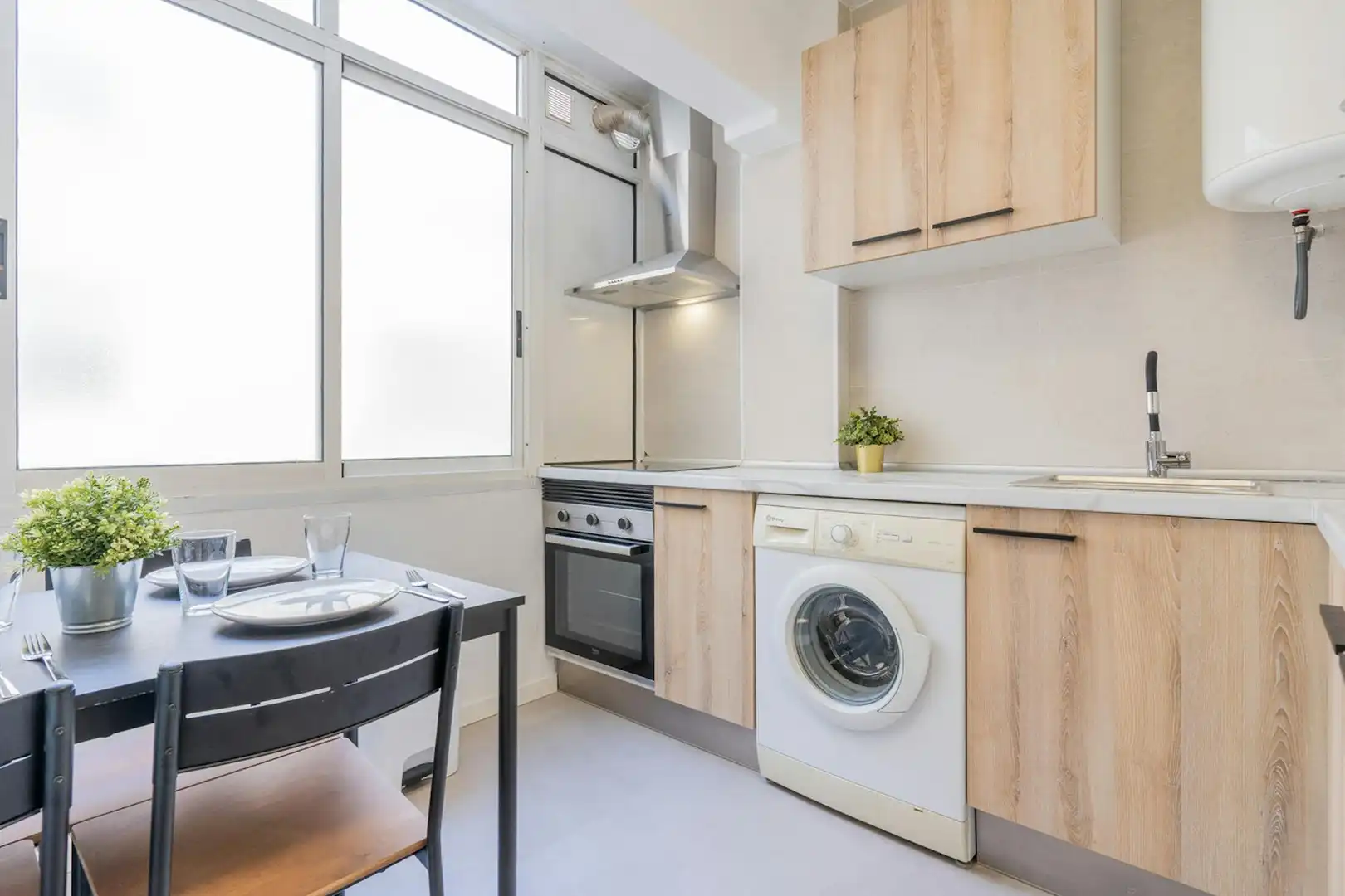 Cocina de Piso para compartir en Valencia con Amueblado, Lavadora y TV