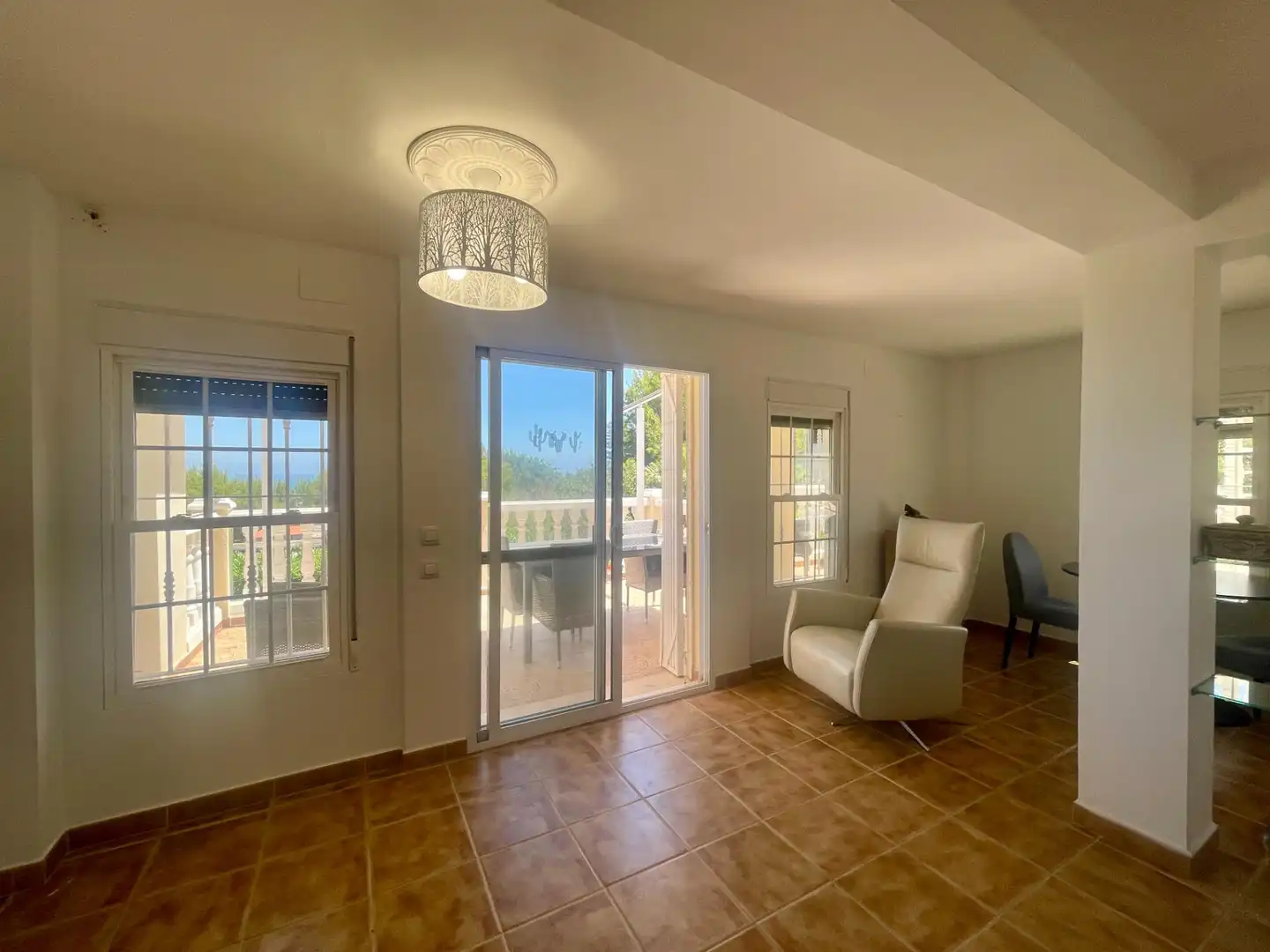 Sala de estar de Casa o chalet en venta en Peñíscola / Peníscola con Aire acondicionado, Jardín privado y Terraza