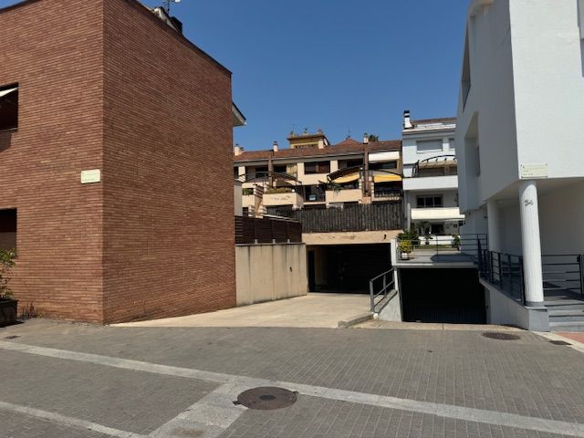 Box room for sale in RAFAEL MARTINEZ VALLS, Cabrils
