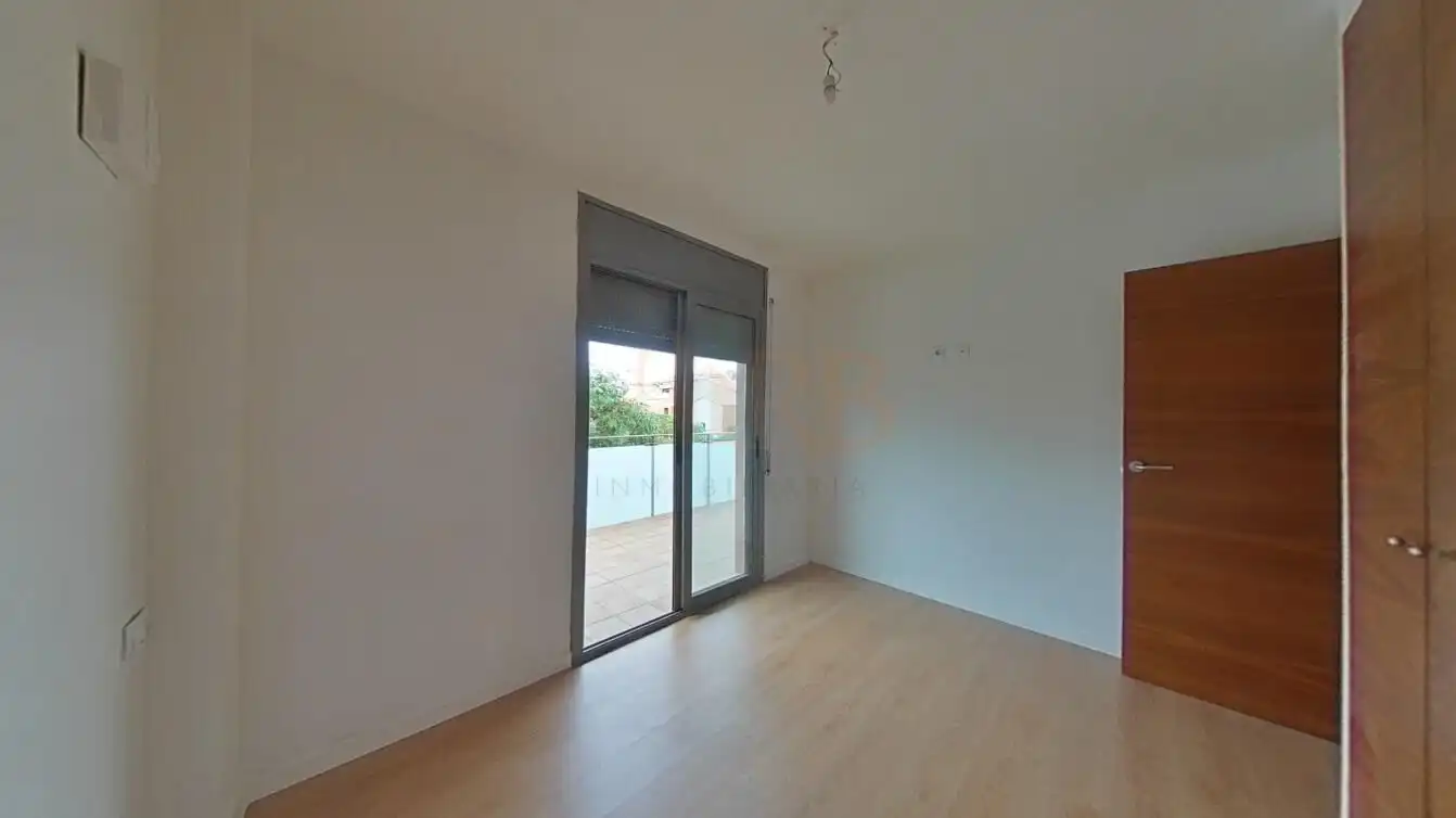 Habitación de Piso en venta en Castelldefels con Piscina comunitaria
