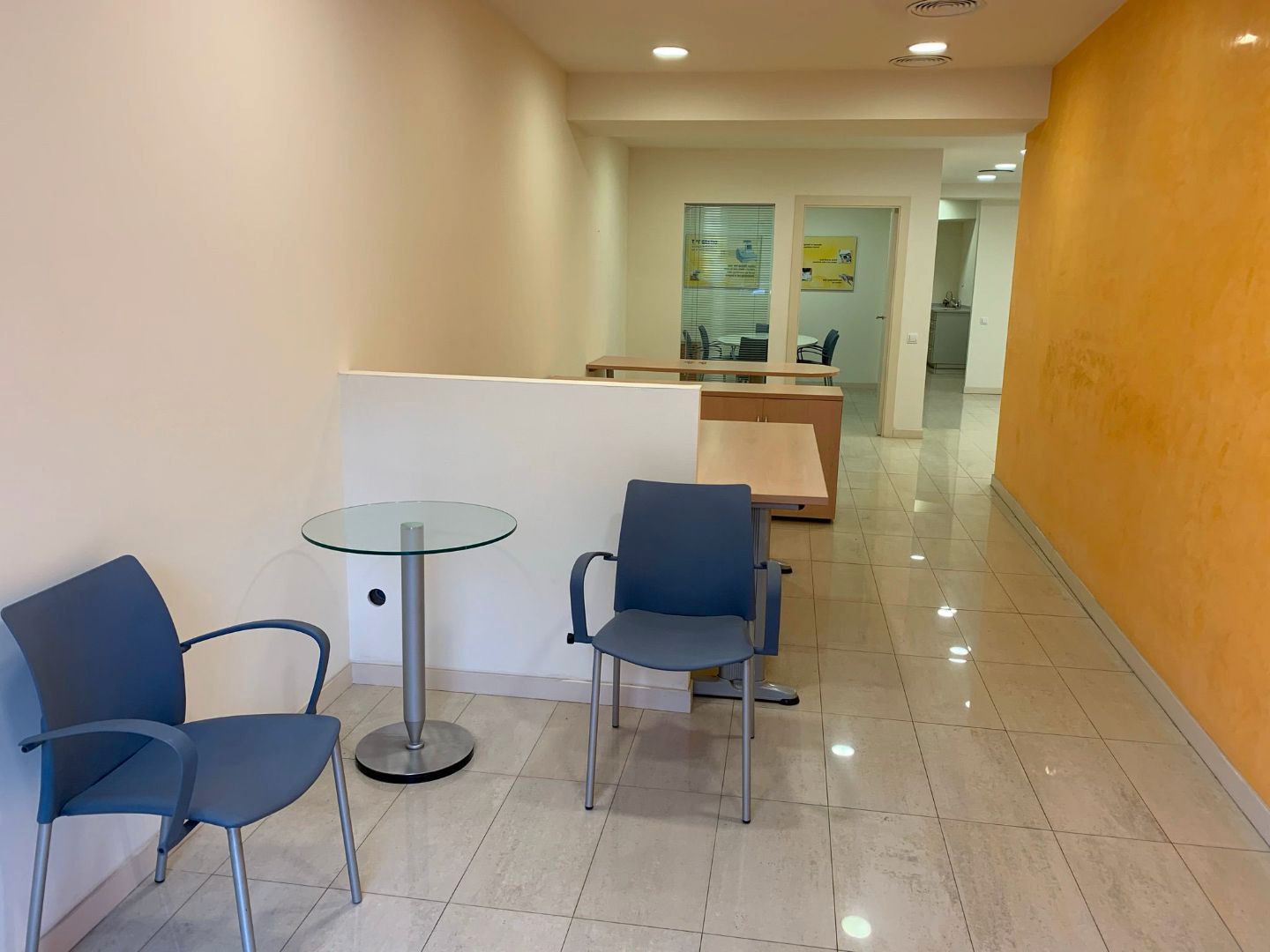 Premises to rent in Esplugues de Llobregat  with Air Conditioner, Heating and Furnished