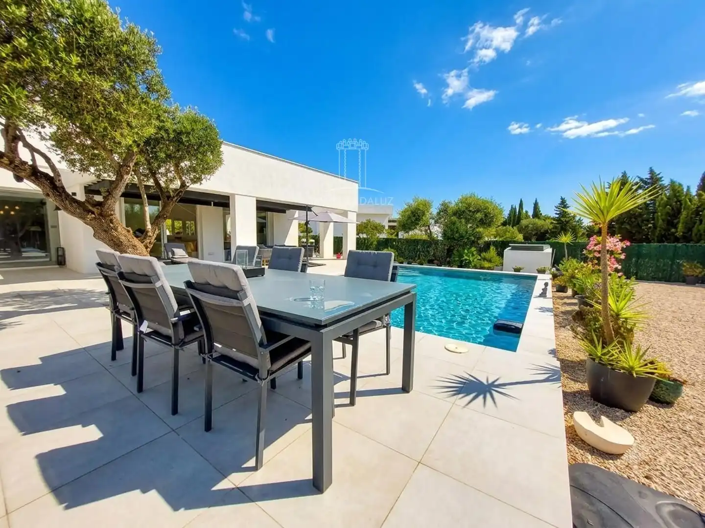 Terrasse von Haus zum Verkauf in Chiclana de la Frontera mit Klimaanlage, Heizung und Schwimmbad