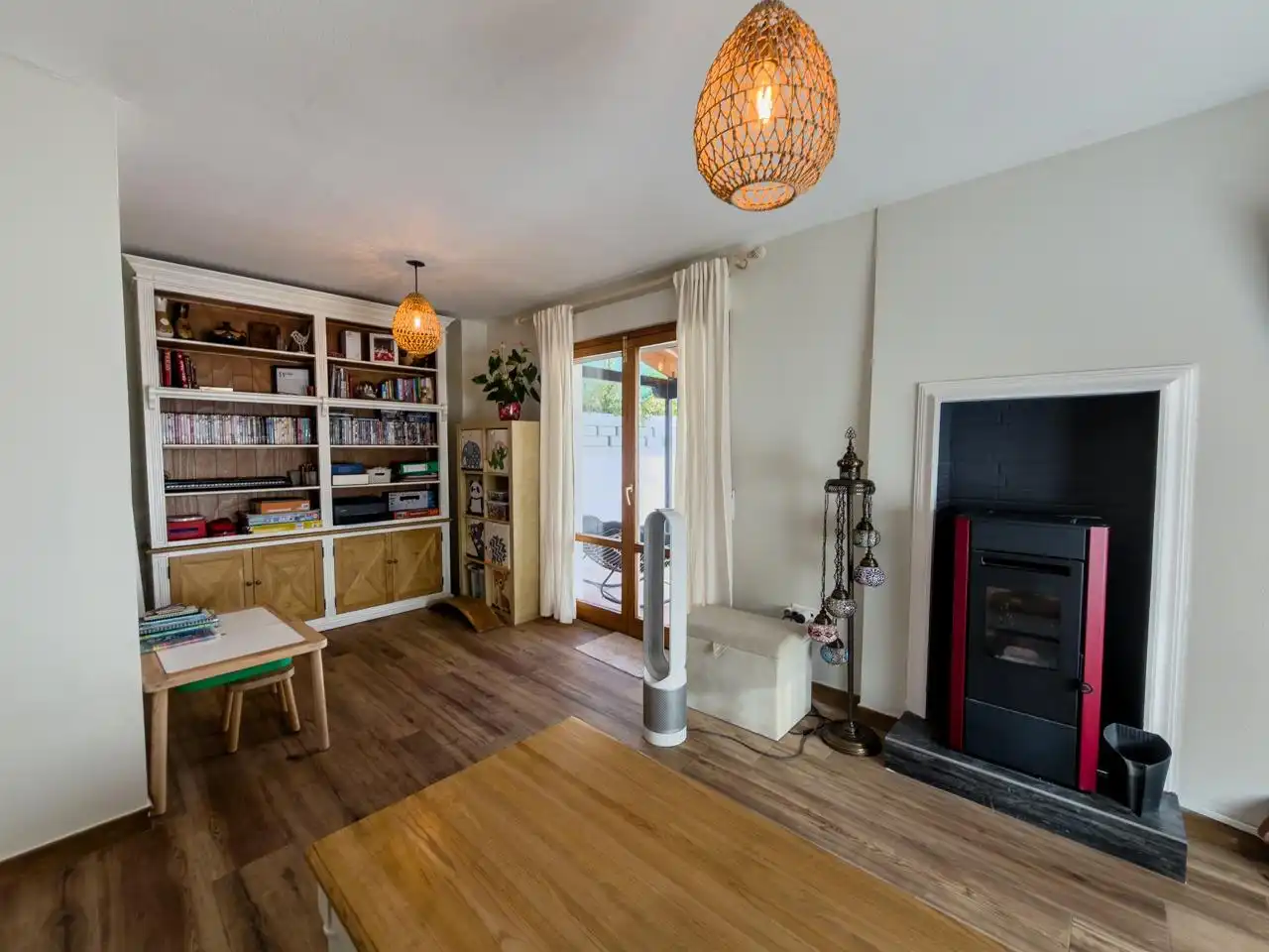 Living room of Houses for sale in Relleu  with Swimming Pool