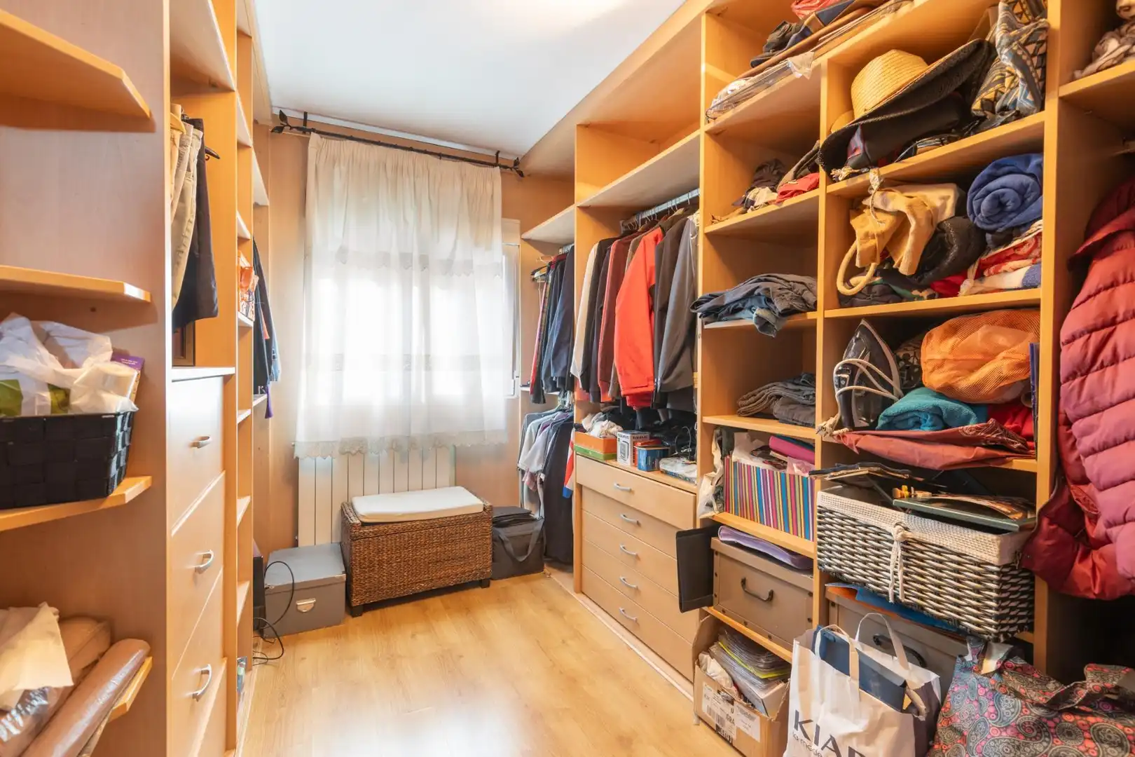 Bedroom of Flat for sale in Granada  with Parquet flooring and Storage room