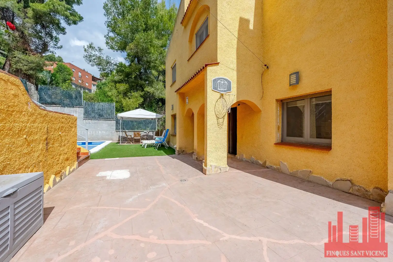 Jardín de Casa o chalet en venta en Vallirana con Aire acondicionado, Calefacción y Piscina