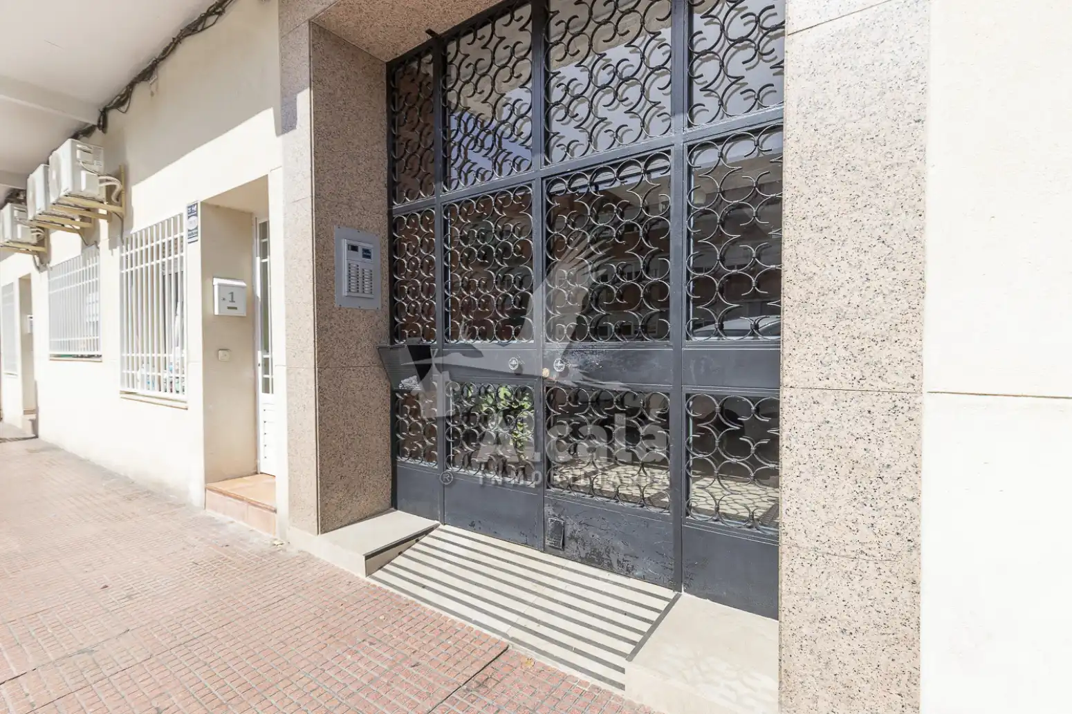 Piso en venta en Alcalá de Henares con Aire acondicionado, Calefacción y Terraza