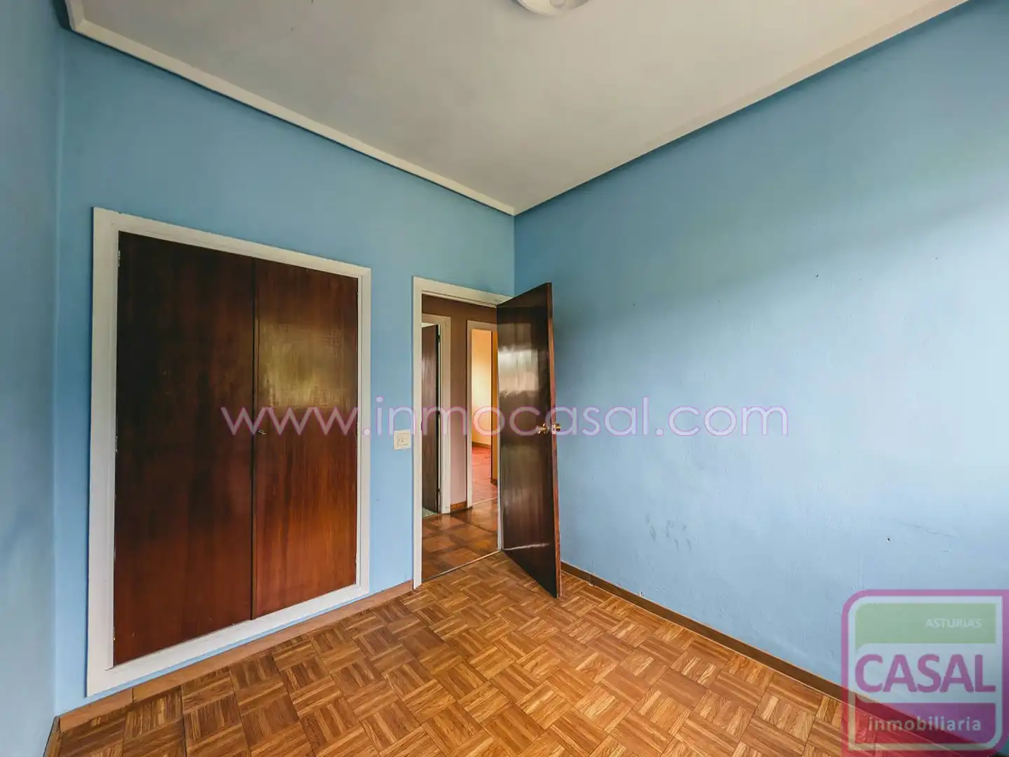 Habitación de Casa o chalet en venta en Oviedo  con Calefacción y Trastero