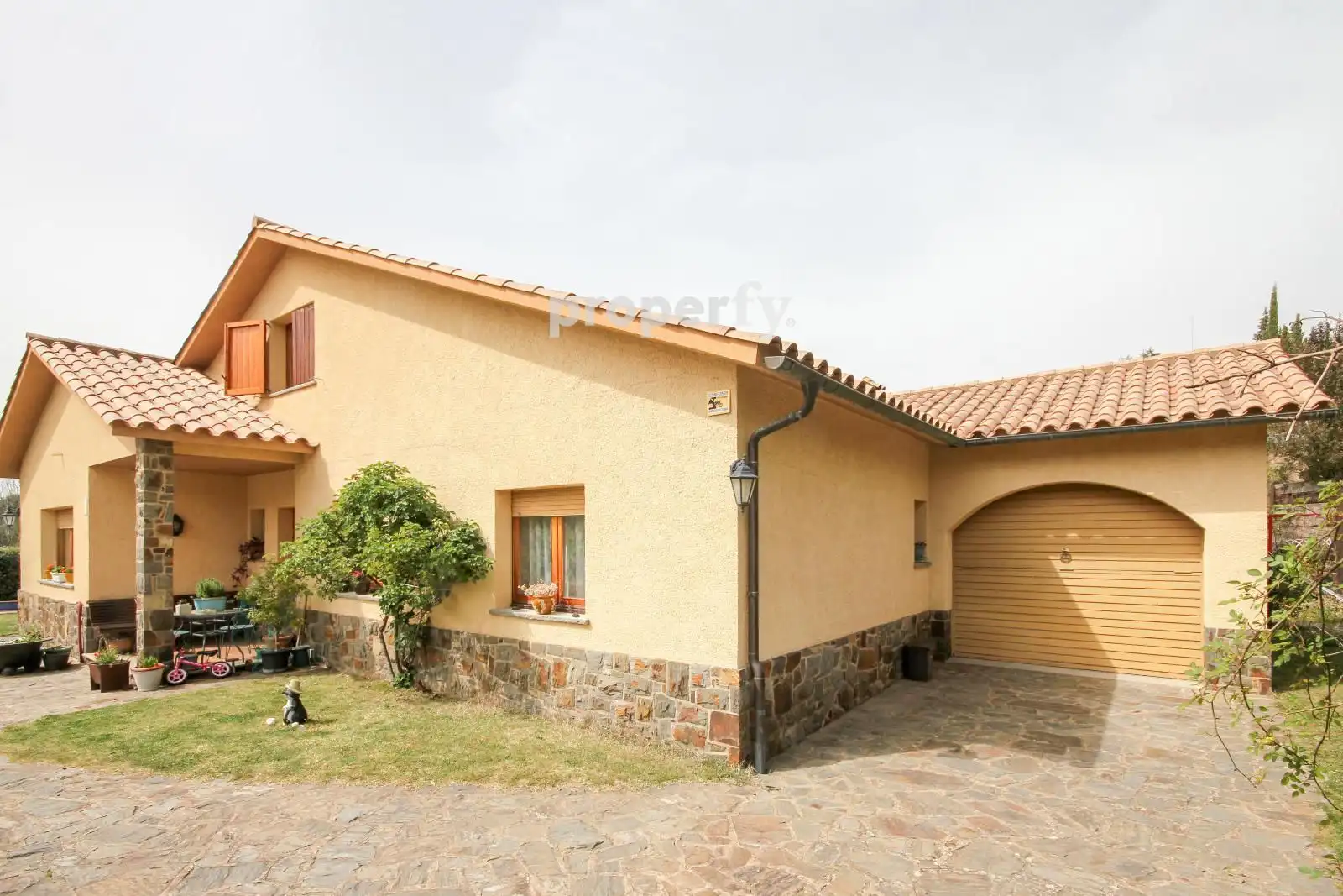 Vista exterior de Casa o chalet en venta en Viladrau con Calefacción, Jardín privado y Piscina
