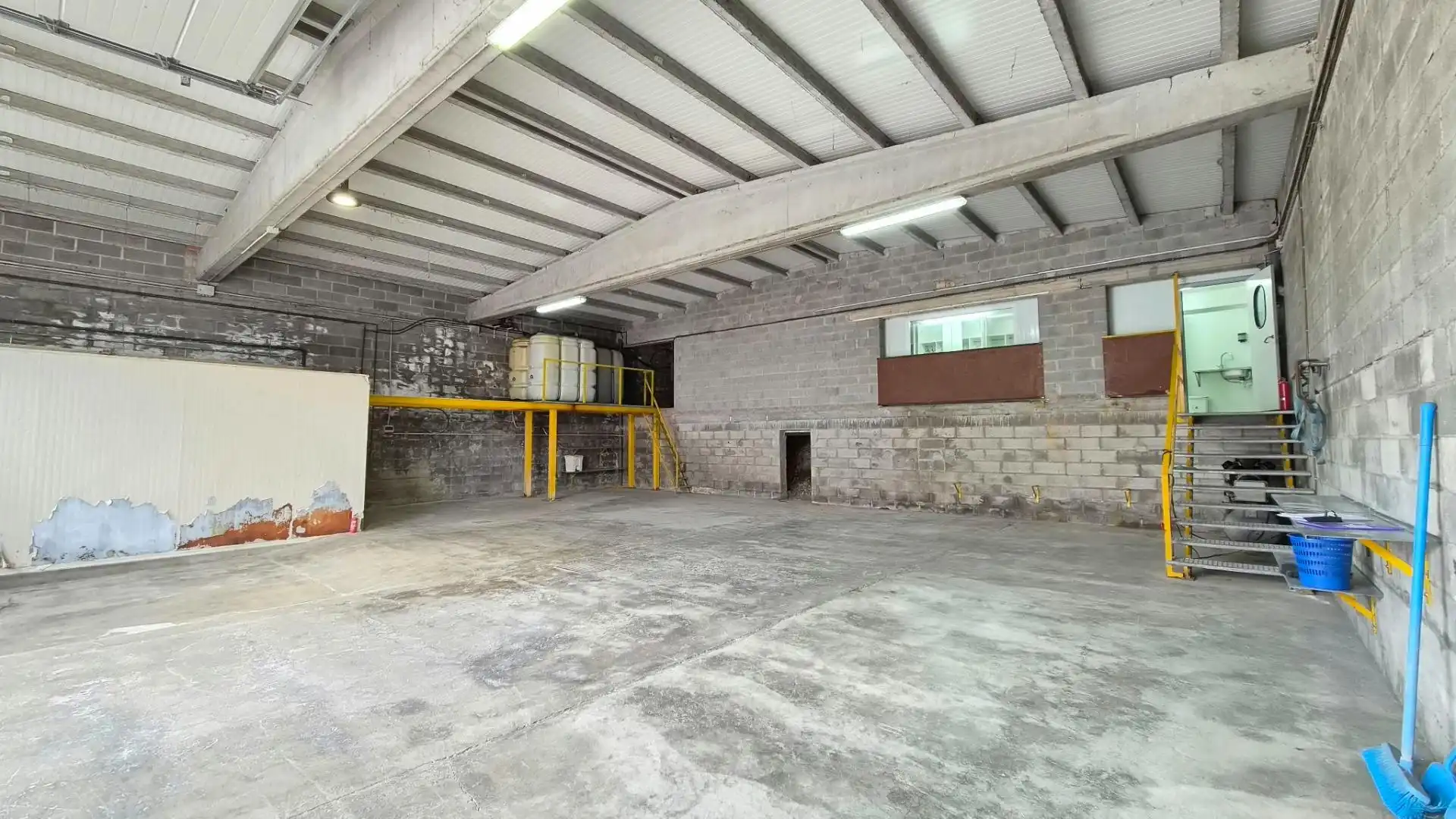 Fabrikhallen zur Miete in Calders, Barcelona