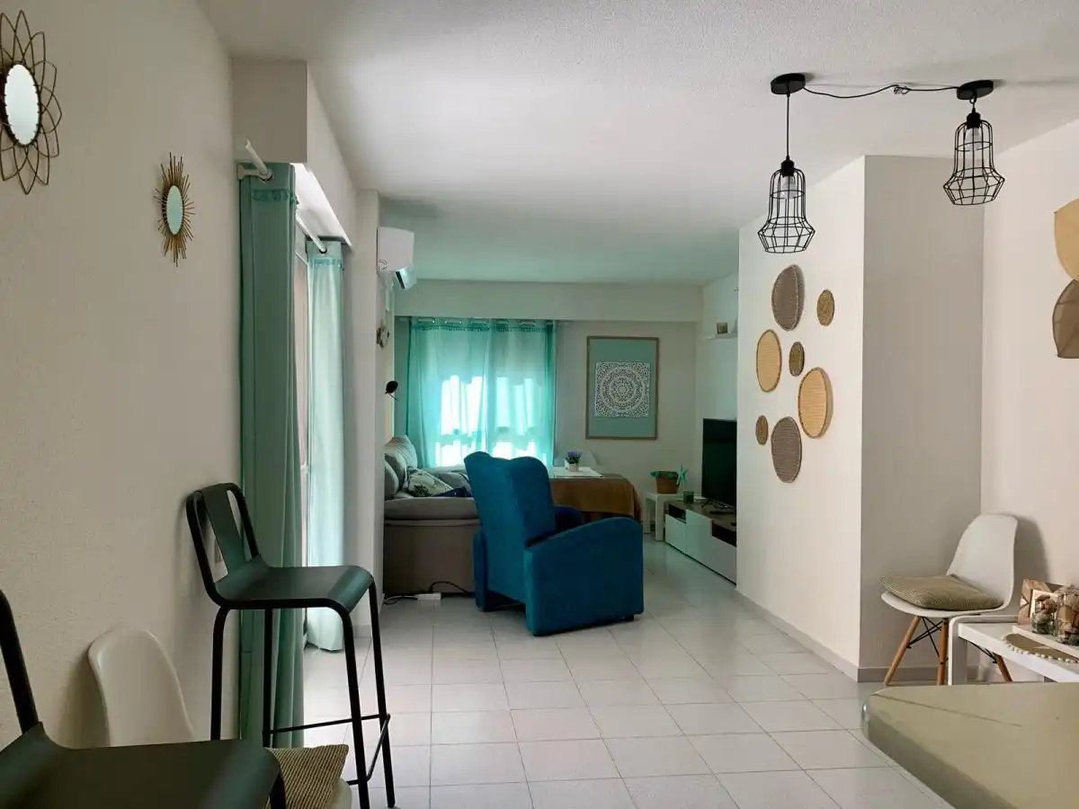 Sala d'estar de Apartament en venda en Alicante / Alacant amb Calefacció, Jardí privat i Terrassa