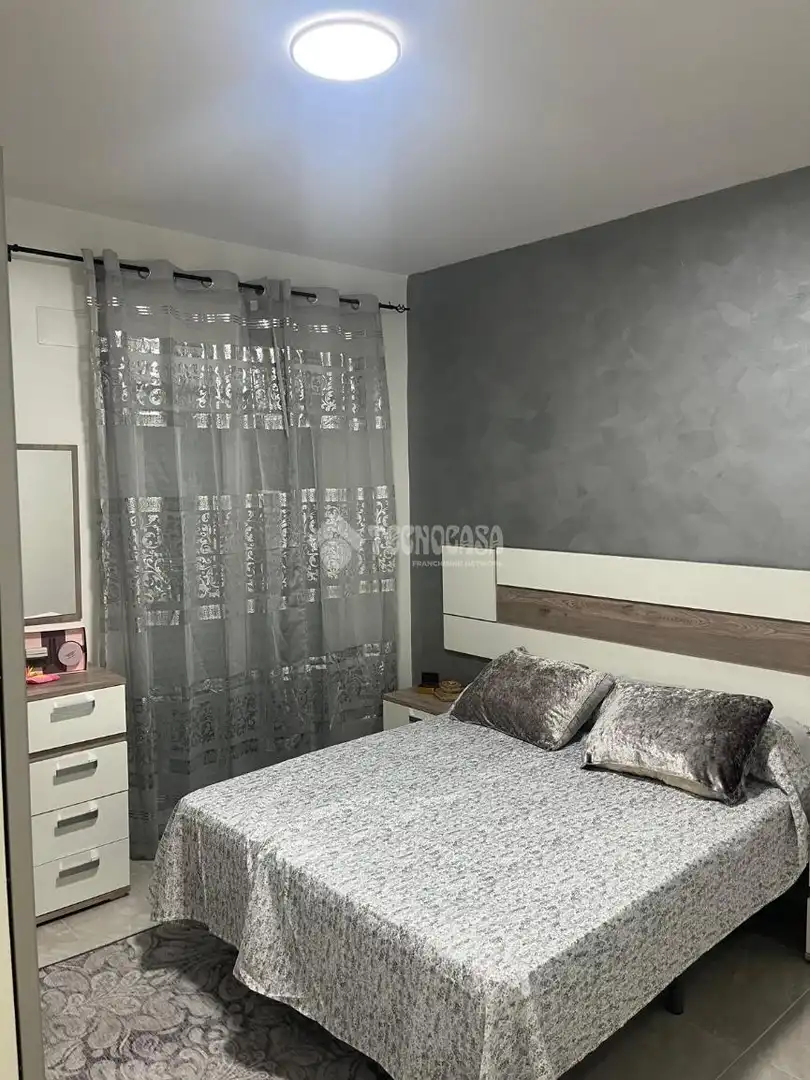 Casa aparellada en venda a Pinos Puente, imagen 15